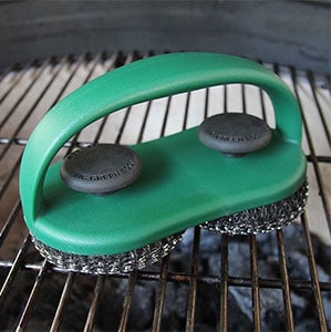 cleaning the big green egg: Take good care of your unit for best results 