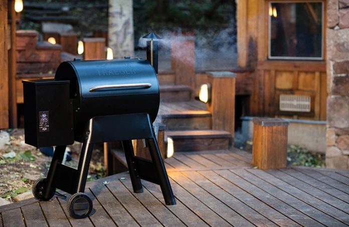 Traeger-BBQ155.01-Pellet-Grill